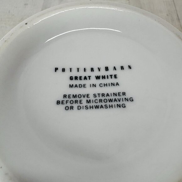 Pottery Barn THE GREAT WHITE COLLECTION Solid 7 Cups Stoneware Lidded Teapot - Picture 10 of 16